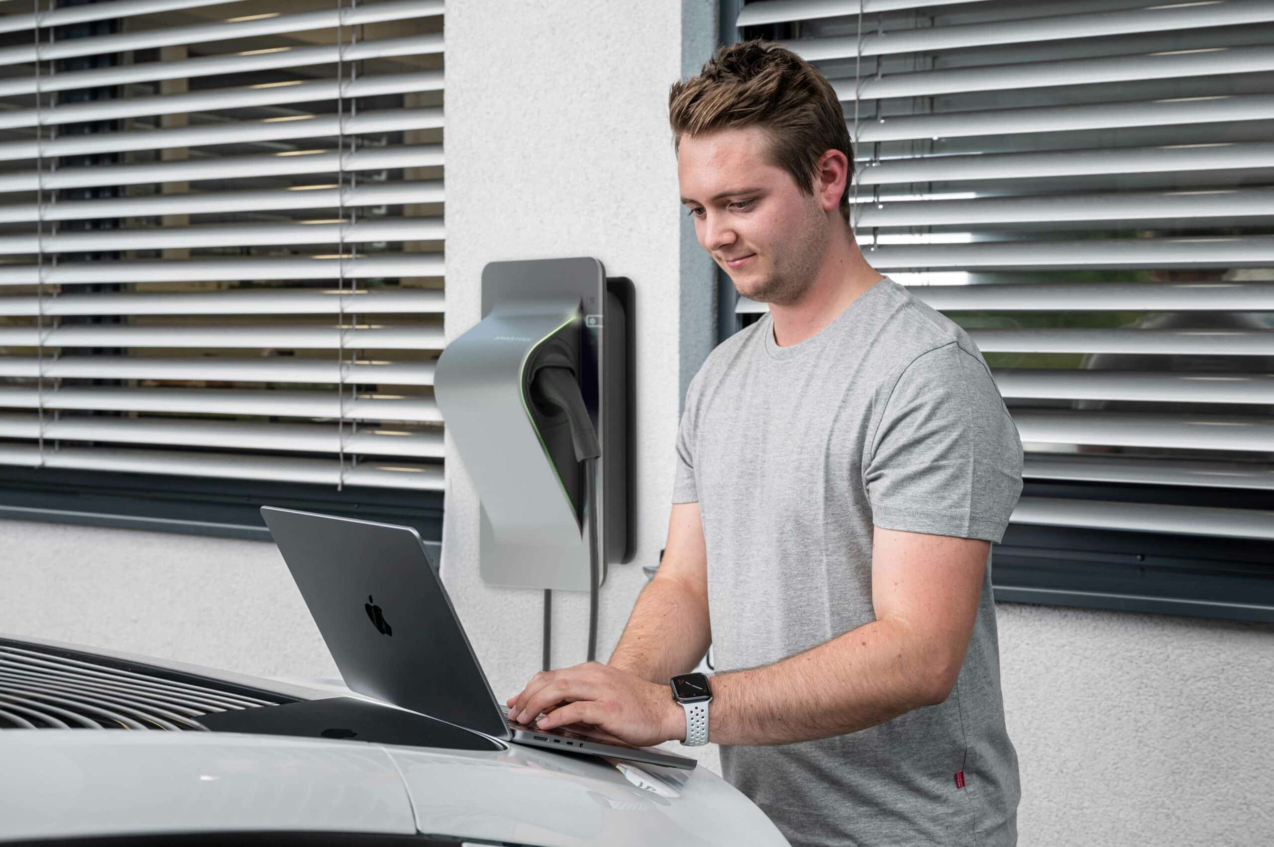 SMARTFOX Pro Charger 2 Softwareentwickler